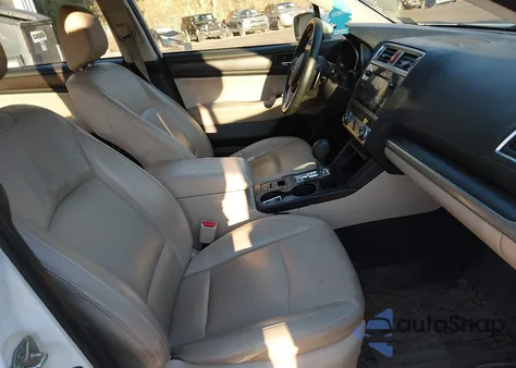 2017 Subaru Legacy 2.5I Limited z USA, uszkodzony, nr VIN 4S3BNAN69H3032548